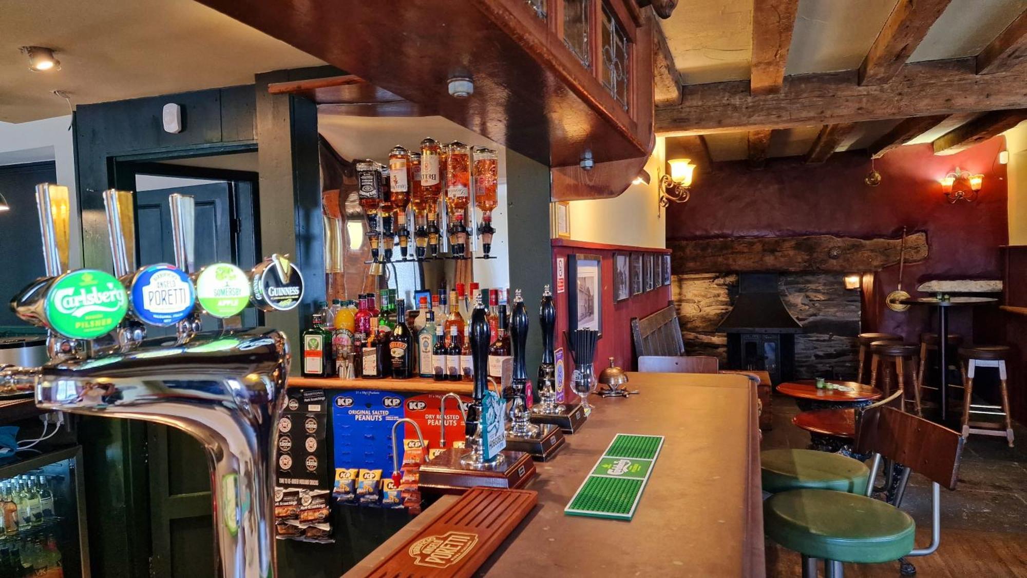 Y Gwydyr Hotel - Dolwyddelan Dış mekan fotoğraf