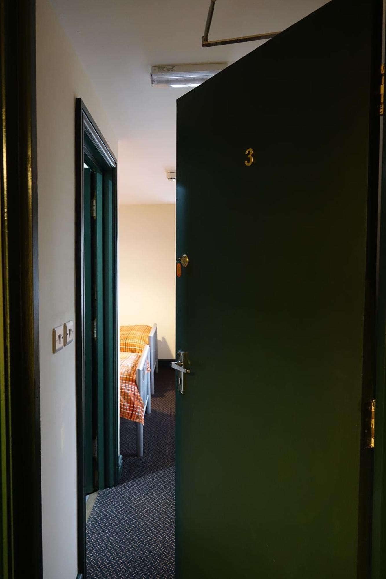 Y Gwydyr Hotel - Dolwyddelan Dış mekan fotoğraf