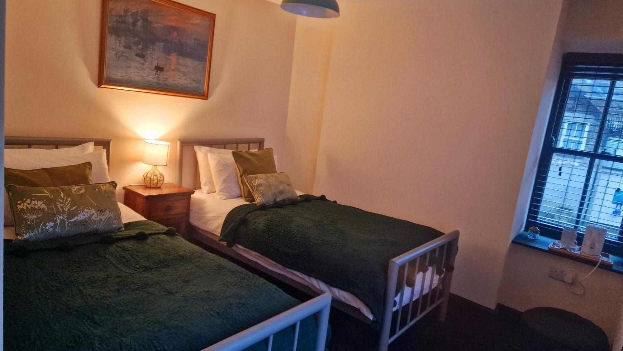 Y Gwydyr Hotel - Dolwyddelan Dış mekan fotoğraf